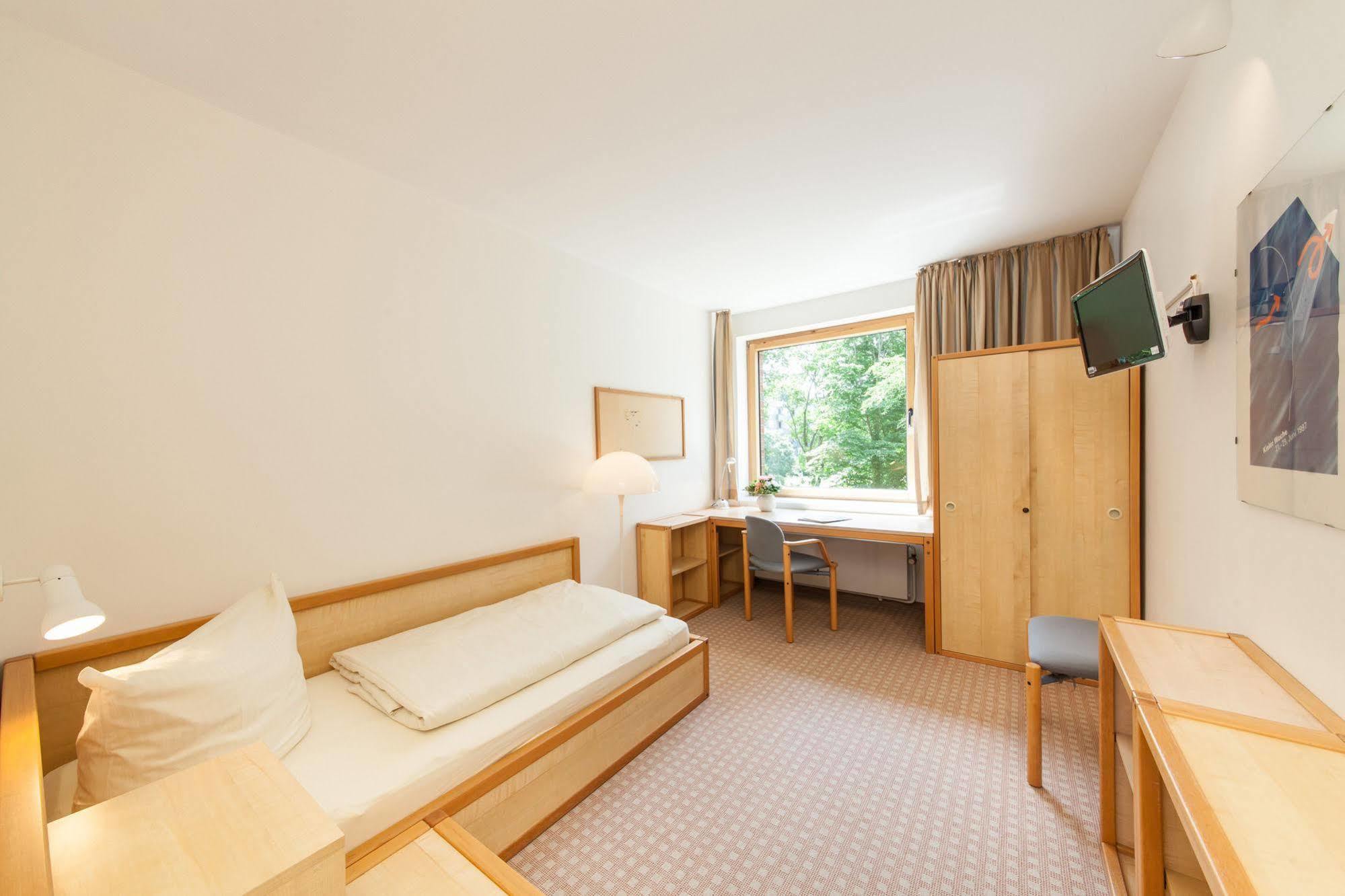 Garner Hotel Kiel - Akademie Екстериор снимка